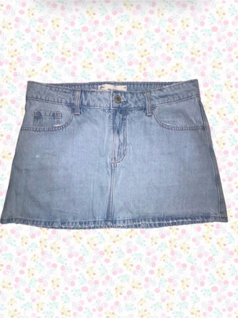 Hollister Denim Mini Skirt – W30 – Very Good Condition
